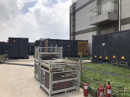 广平除了定期检查，还有哪些方法可以及时发现接触式转速表探头的磨损？