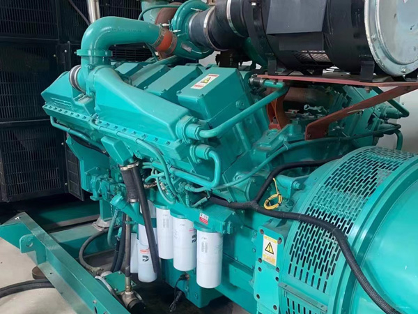 广平更换100kW柴油发电机组机油时，需要注意哪些事项？